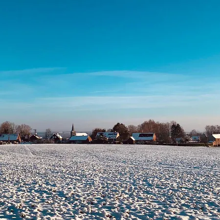 La Roulotte Du Pre En Bulles Et Produits Locaux De La Ferme A Labuissiere *